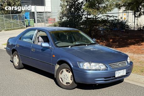 Blue 1999 Toyota Camry Sedan CSI F