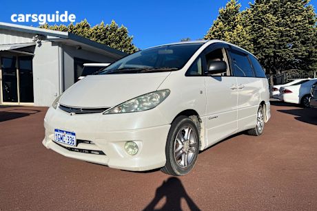 White 2004 Toyota Estima Commercial