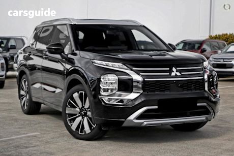 Black 2025 Mitsubishi Outlander SUV EXCEED TOURER 4X4