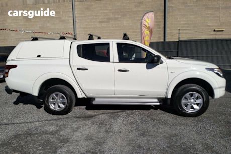 2015 Mitsubishi Triton Dual Cab Utility Glx (4X4)