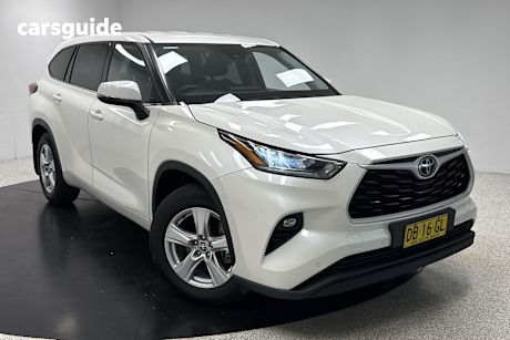 White 2021 Toyota Kluger SUV GX F