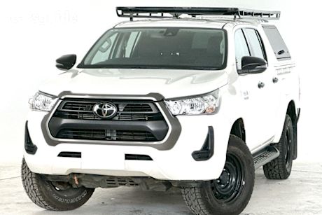 White 2022 Toyota Hilux Ute Tray SR 4X4