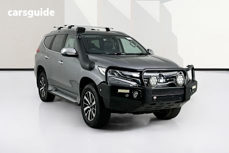 Silver 2019 Mitsubishi Pajero Sport Wagon Exceed (4X4) 7 Seat