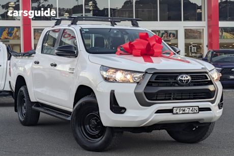 White 2021 Toyota Hilux Ute Tray SR HI-RIDER R