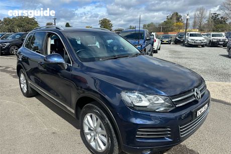 Blue 2014 Volkswagen Touareg SUV 150TDI 4WD