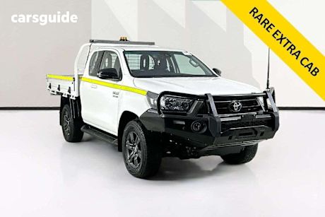 White 2023 Toyota Hilux X Cab Cab Chassis Sr (4X4)