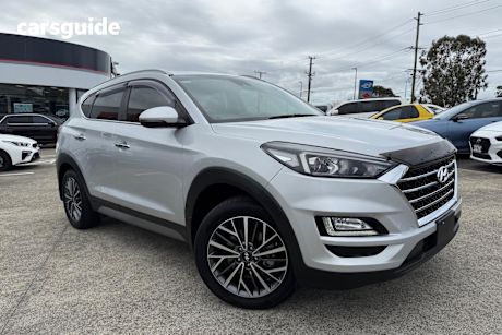 Silver 2020 Hyundai Tucson SUV ELITE 4X4