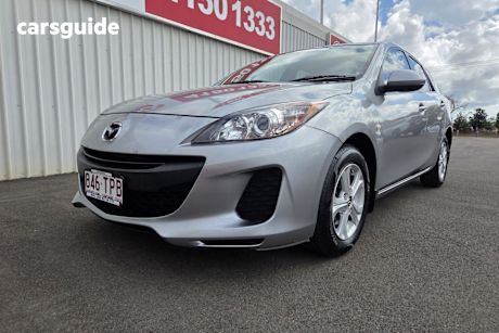 Silver 2013 Mazda 3 Hatchback Neo