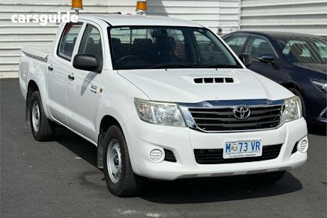 White 2015 Toyota Hilux Ute Tray SR R