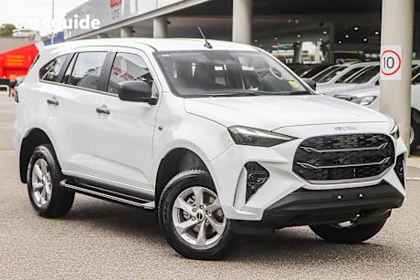White 2025 Isuzu MU-X SUV LS-M 4X4