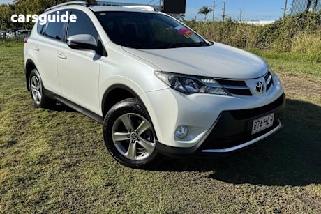 White 2014 Toyota RAV4 SUV GXL 4X4
