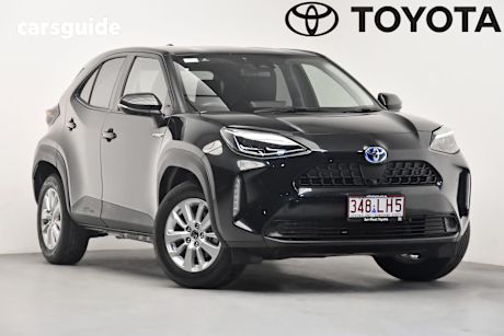 Black 2022 Toyota Yaris Cross Wagon Gxl Hybrid