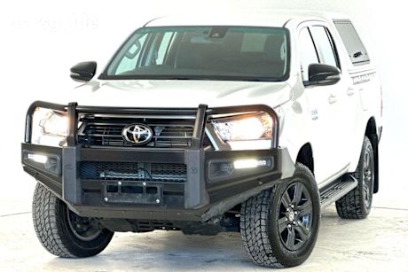 White 2023 Toyota Hilux Ute Tray SR 4X4