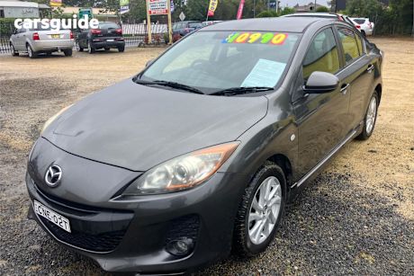 Grey 2012 Mazda 3 Sedan Maxx Sport