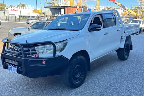 White 2015 Toyota Hilux Ute Tray SR 4X4