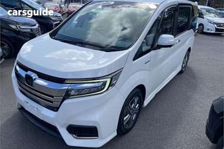 White 2018 Honda Stepwgn SUV SPADA HYBRID
