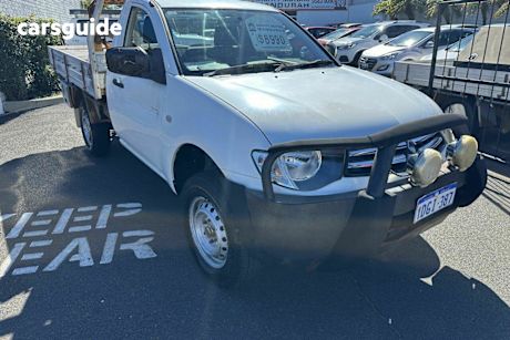White 2009 Mitsubishi Triton Cab Chassis Glx