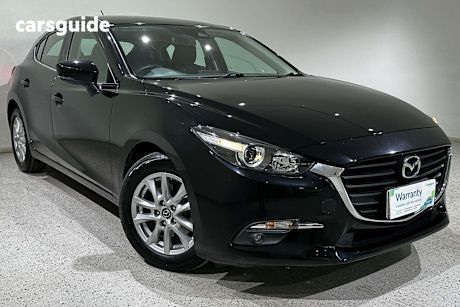 Black 2017 Mazda Mazda3 Hatch MAXX F