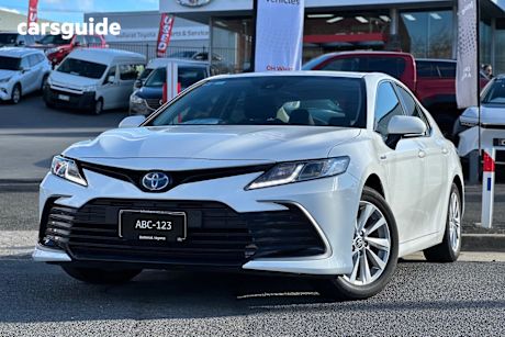 White 2022 Toyota Camry Sedan Ascent Hybrid