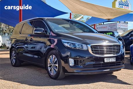 Black 2016 Kia Carnival SUV SLI F