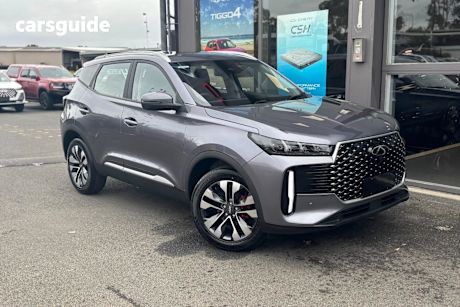 Grey 2025 Chery Tiggo 4 SUV ULTIMATE F