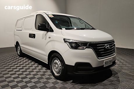 White 2020 Hyundai Iload Commercial R