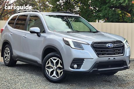 Silver 2023 Subaru Forester SUV 2.5I 4WD