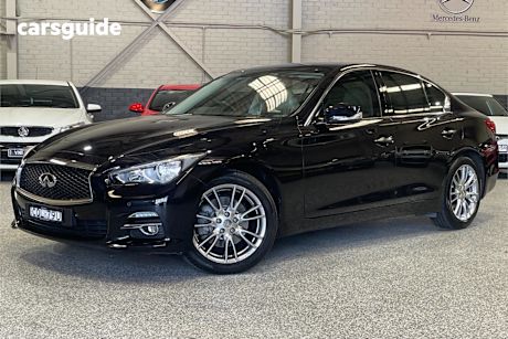 Black 2013 Infiniti Q50 Sedan GT R