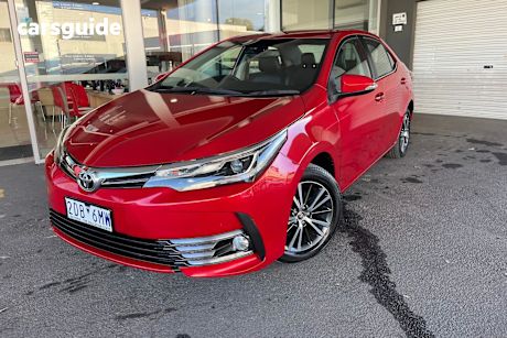 Red 2018 Toyota Corolla Sedan ZR F