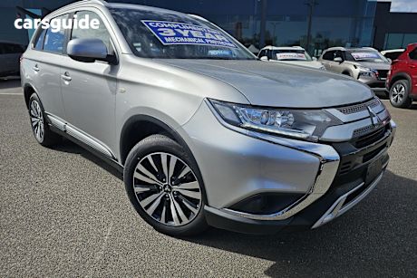 Silver 2018 Mitsubishi Outlander SUV ES ADAS F
