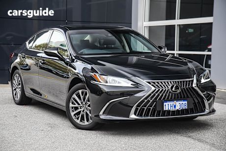 Black 2024 Lexus ES Sedan ES250 LUXURY F