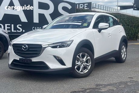 White 2024 Mazda CX-3 SUV G20 PURE F