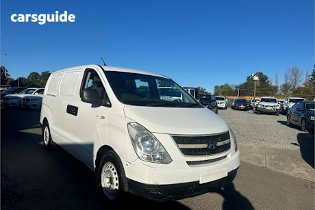 White 2013 Hyundai Iload Commercial R