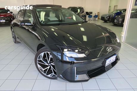 Green 2023 Hyundai Ioniq 6 Sedan TECHNIQ 4X4