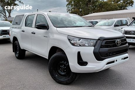 White 2022 Toyota Hilux Ute Tray WORKMATE 4X4