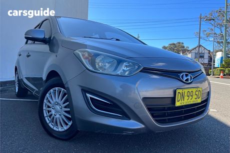 Grey 2013 Hyundai I20 Hatchback Active