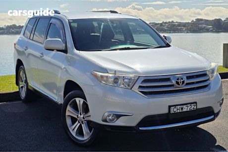 White 2012 Toyota Kluger SUV KX-S 4WD