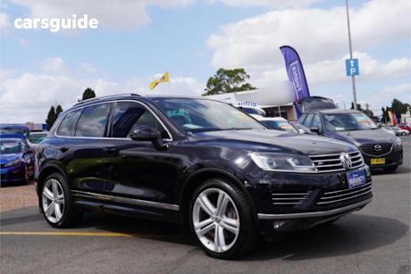 Black 2015 Volkswagen Touareg SUV V8 TDI R-LINE 4WD