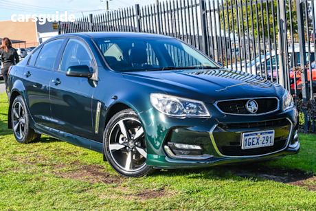 Green 2017 Holden Commodore Sedan SV6 R