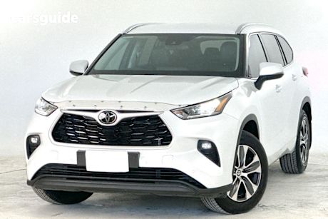 White 2022 Toyota Kluger SUV GXL F