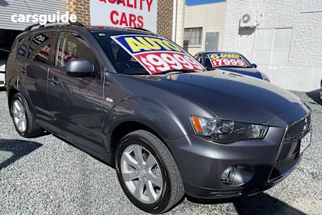 Grey 2011 Mitsubishi Outlander SUV 30TH ANNIVERSARY F