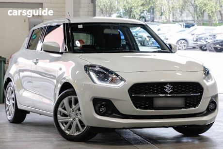 White 2022 Suzuki Swift Hatch SPORT F