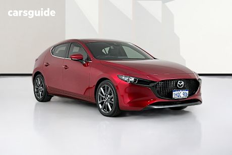 Red 2022 Mazda 3 Hatchback G20 Evolve