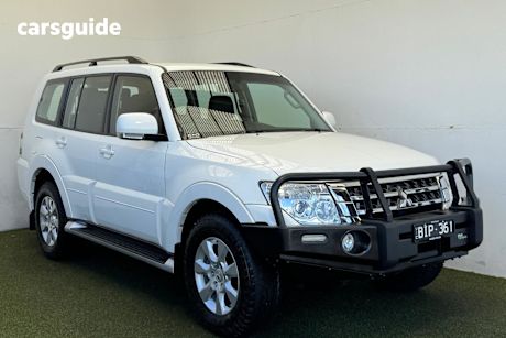 White 2020 Mitsubishi Pajero SUV GLX 4X4