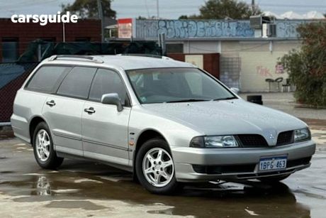 Silver 2002 Mitsubishi Magna SUV ADVANCE