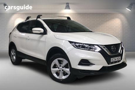 White 2020 Nissan Qashqai Wagon St