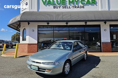 Green 1996 Toyota Lexcen Sedan CSI R