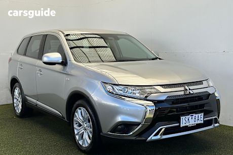 Silver 2020 Mitsubishi Outlander Wagon Es 5 Seat (2Wd)