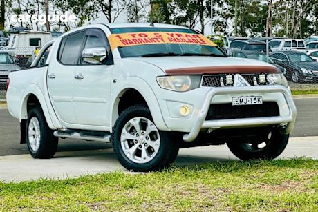 White 2014 Mitsubishi Triton Double Cab Utility Glx-R (4X4)