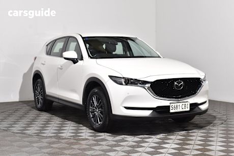 White 2019 Mazda CX-5 SUV TOURING 4X4